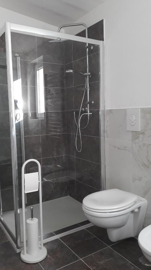 La Ginestra Bed & Breakfast Трани Екстериор снимка