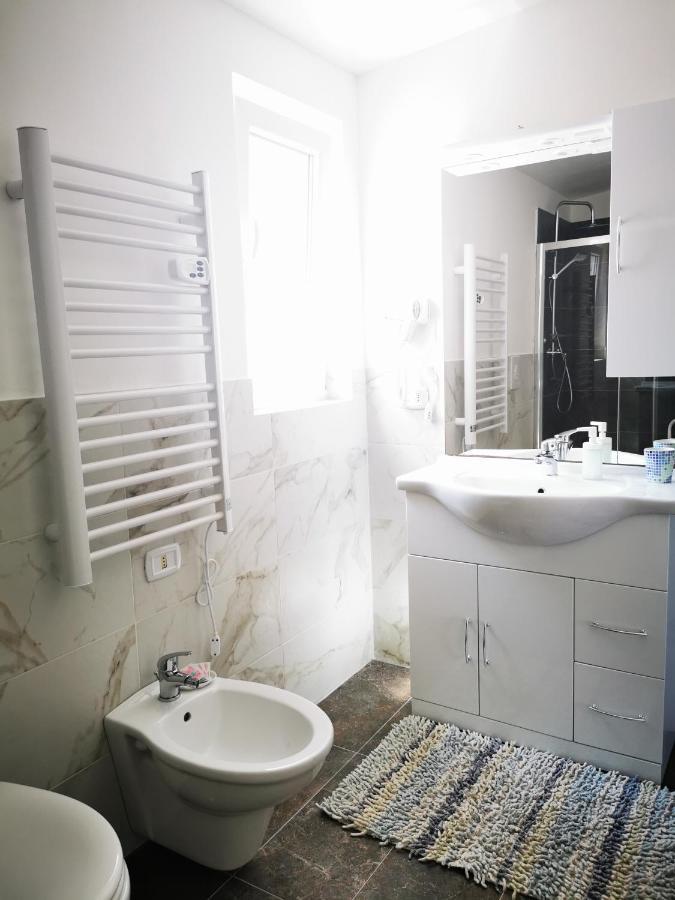 La Ginestra Bed & Breakfast Трани Екстериор снимка